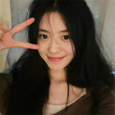 艳女新装