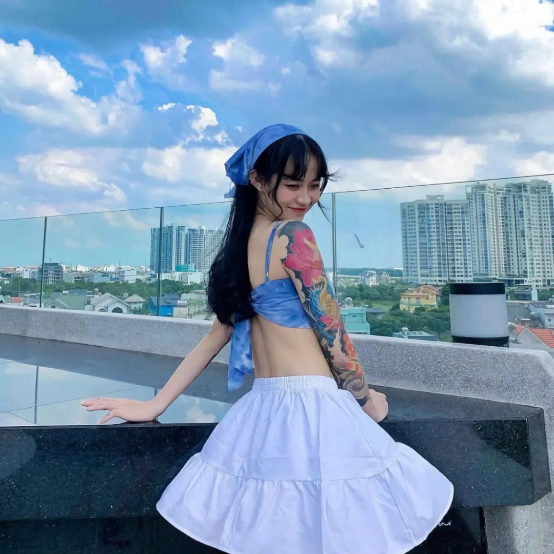 黑疯婆子闹监狱